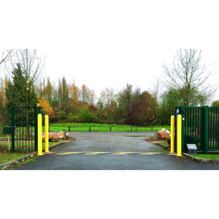 Steel safety bollard with rounded edges  - Viso